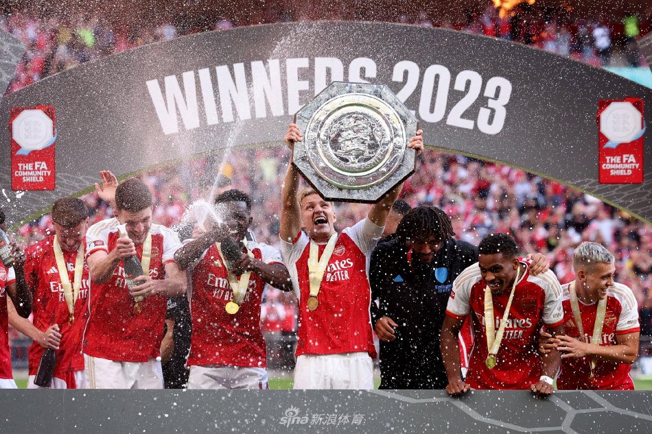 于合理且略 于合理且略